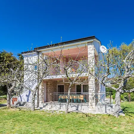 Appartamento Alojzija - Srednji First Floor - Mpolo *